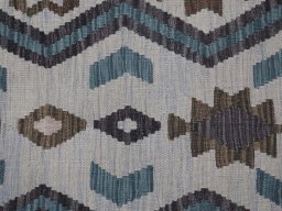 Central medallion detail of New Modern Design rug from Pakistan