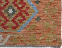 Close-up detail of New Modern Design rug from Pakistan showing Wool weave
