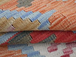 Close-up detail of New Modern Design rug from Pakistan showing Wool weave