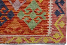 Close-up detail of New Modern Design rug from Pakistan showing Wool weave