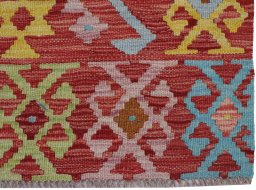 Close-up detail of New Modern Design rug from Pakistan showing Wool weave