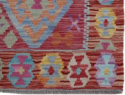 Close-up detail of New Modern Design rug from Pakistan showing Wool weave