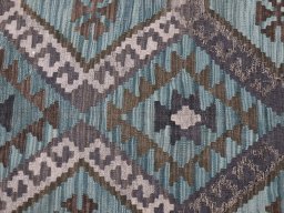 Central medallion detail of New Modern Design rug from Pakistan