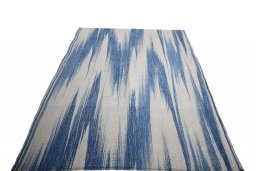 Close-up detail of New Modern Design rug from Iran / Persia showing Wool weave