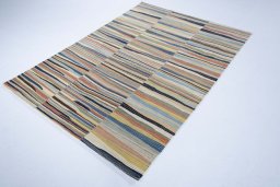Corner detail of New Modern Design rug showing border pattern and Wool pile