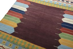 Surface texture of New Modern Design rug with natural Wool and intricate pattern
