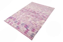 Corner detail of New Modern Design rug showing border pattern and Wool pile
