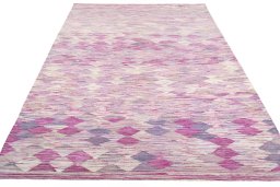 Close-up detail of New Modern Design rug from Iran / Persia showing Wool weave