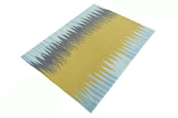 Corner detail of New Modern Design rug showing border pattern and Wool pile