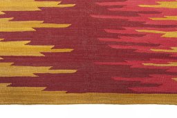 Central medallion detail of New Modern Design rug from Iran / Persia