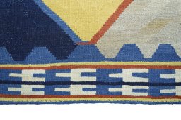 Central medallion detail of New Modern Design rug from Iran / Persia