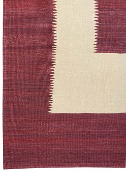 Central medallion detail of New Modern Design rug from Iran / Persia