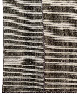 Corner detail of New Modern Design rug showing border pattern and Wool pile