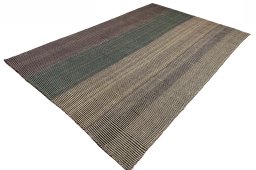Corner detail of New Modern Design rug showing border pattern and Wool pile