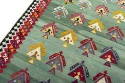Surface texture of New Modern Design rug with natural Wool and intricate pattern