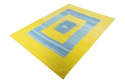 Corner detail of New Modern Design rug showing border pattern and Wool pile