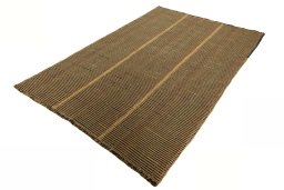 Corner detail of New Modern Design rug showing border pattern and Wool pile