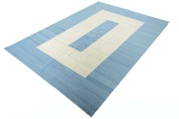 Corner detail of New Modern Design rug showing border pattern and Wool pile