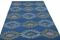 Close-up detail of New Modern Design rug from Iran / Persia showing Wool weave