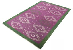 Corner detail of New Modern Design rug showing border pattern and Wool pile