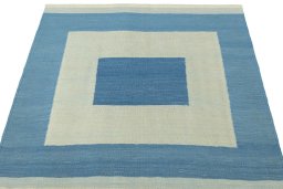 Close-up detail of New Modern Design rug from Iran / Persia showing Wool weave