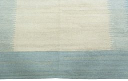 Central medallion detail of New Modern Design rug from Pakistan