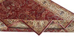 Central medallion detail of New Farahan rug from Pakistan