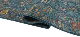 Close-up detail of New Farahan rug from Pakistan showing Wool weave