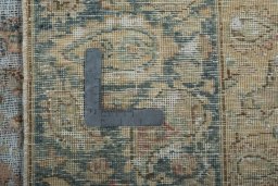 Close-up detail of 1950s Vintage rug from Pakistan showing Wool weave