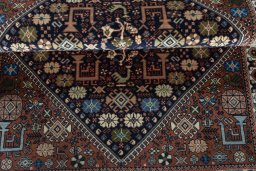 Corner detail of New Abadeh rug showing border pattern and Wool pile