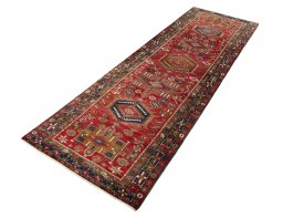Corner detail of 1950s Ardebil rug showing border pattern and Wool pile