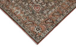 Backside of handmade 1950s Bakhtiar rug showing knot structure and weave density