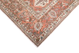 Backside of handmade 1940s Bakhtiar rug showing knot structure and weave density