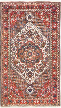 Full view of 1940s Bakhtiar rug from Iran / Persia, 277 × 163 cm in White tones