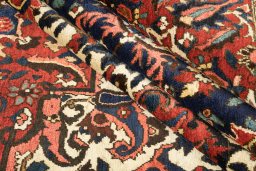 Close-up detail of 1930s Bakhtiar rug from Iran / Persia showing Wool weave