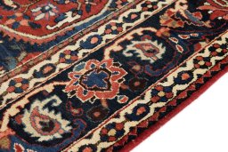 Central medallion detail of 1930s Bakhtiar rug from Iran / Persia