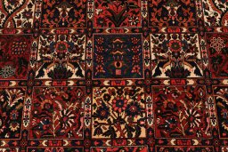 Close-up detail of 1930s Bakhtiar rug from Iran / Persia showing Wool weave