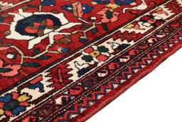 Central medallion detail of 1920s Bakhtiar rug from Iran / Persia