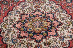 Close-up detail of New Bakhtiar rug from Iran / Persia showing Wool weave