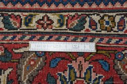 Close-up detail of New Bakhtiar rug from Iran / Persia showing Wool weave