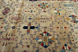 Central medallion detail of New Bakhtiar rug from Iran / Persia