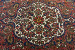 Central medallion detail of 1930s Bakhtiar rug from Iran / Persia