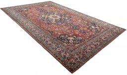 Close-up detail of 1930s Bakhtiar rug from Iran / Persia showing Wool weave
