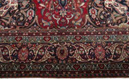 Full view of 1930s Bakhtiar rug from Iran / Persia, 505 × 308 cm in Red tones
