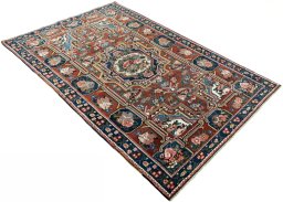 Close-up detail of 1930s Bakhtiar rug from Iran / Persia showing Wool weave