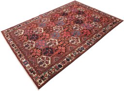 Close-up detail of 1970s Bakhtiar rug from Iran / Persia showing Wool weave