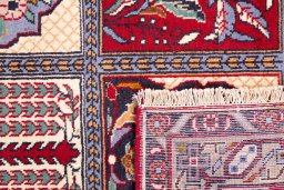 Close-up detail of 1960s Bakhtiar rug from Iran / Persia showing Wool weave