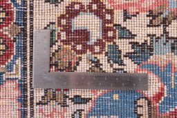 Central medallion detail of 2000s Bakhtiar rug from Iran / Persia