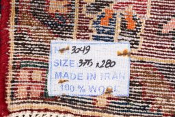Close-up detail of 1990s Bakhtiar rug from Iran / Persia showing Wool weave