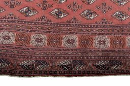 Central medallion detail of 2000s Baloch rug from Iran / Persia